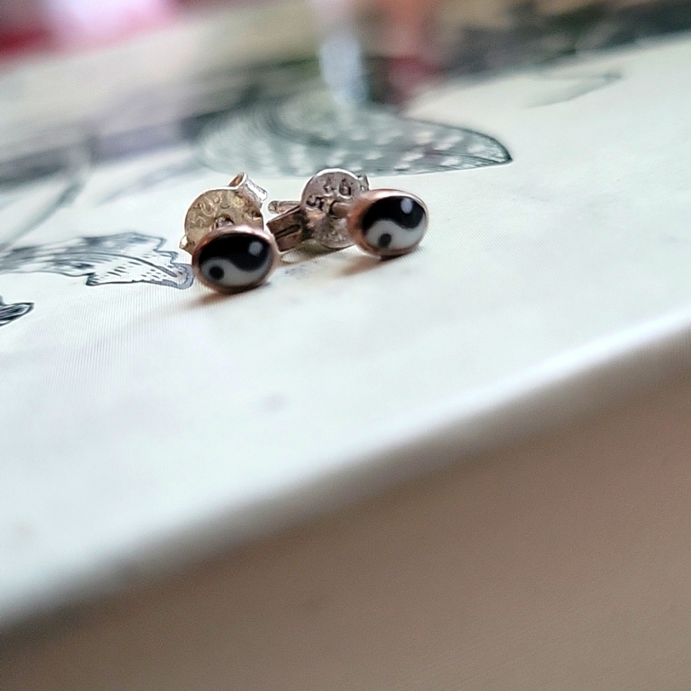 ☯️ inlay Sterling Silver tiny oval